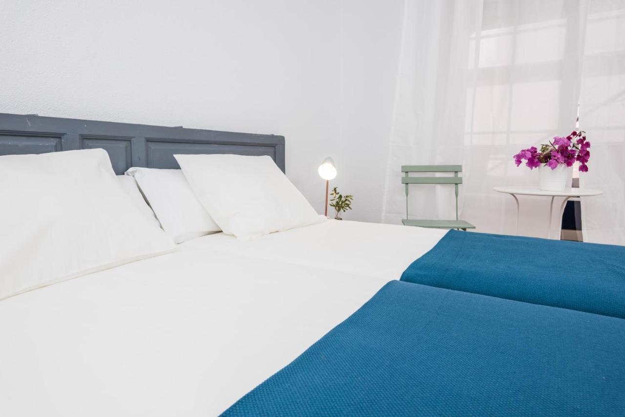 Apartamentos Paseo De La Farola Málaga Eksteriør bilde